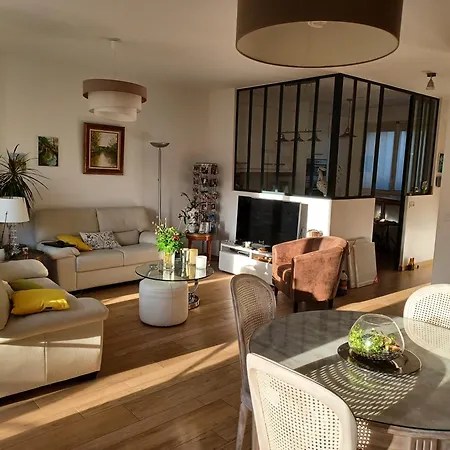 Un Jardin A Paris, Maison D'architecte Vitry-sur-Seine